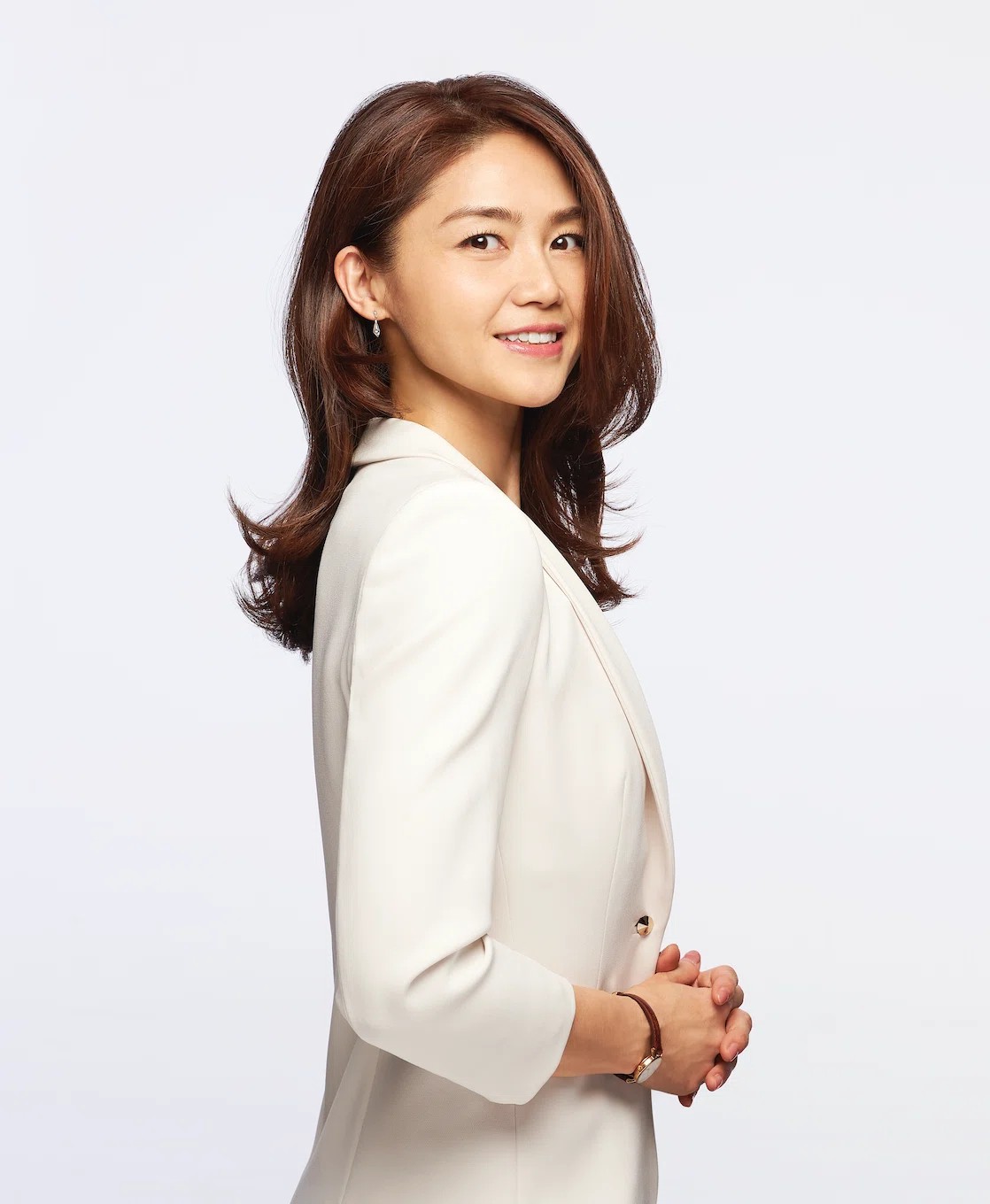 石村友見